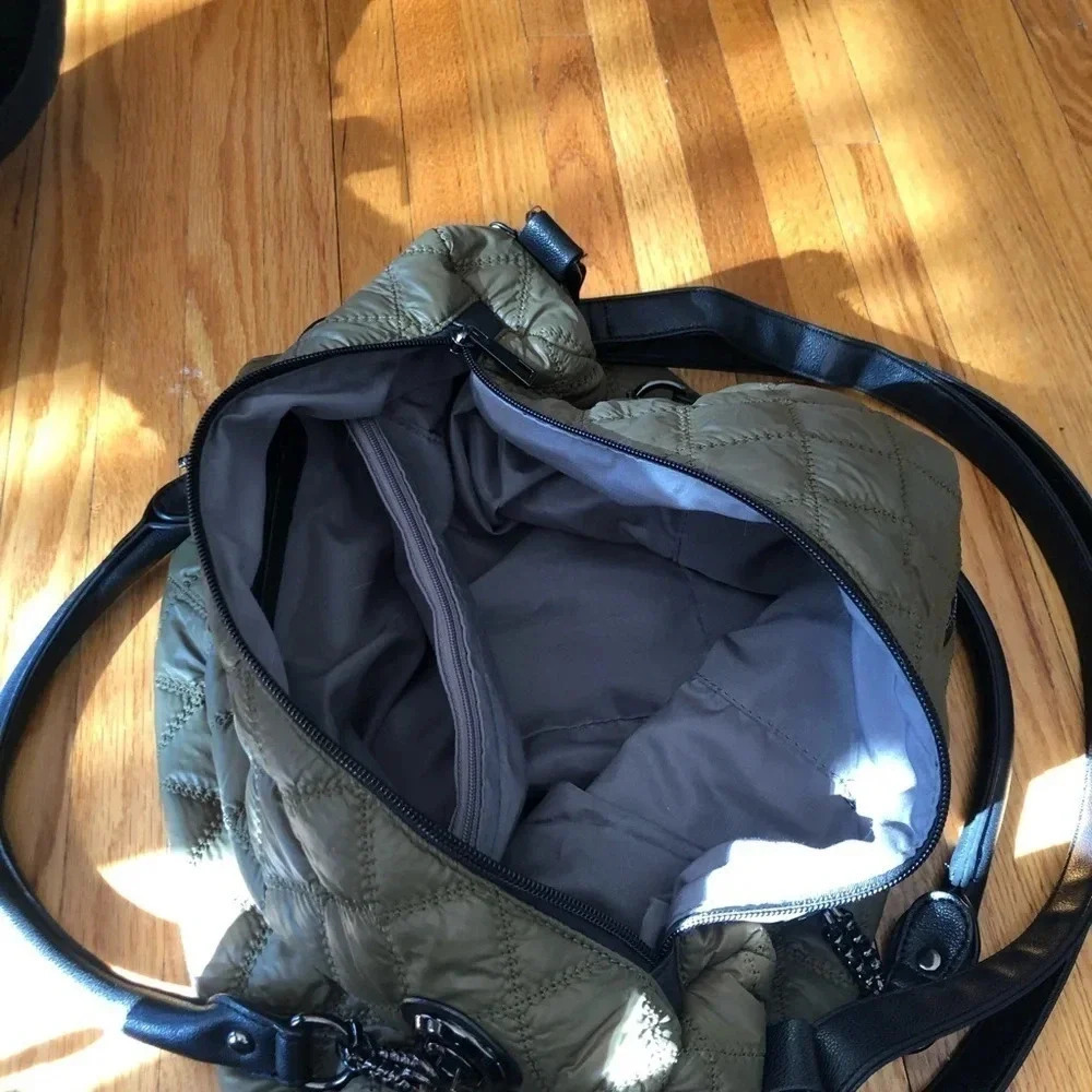 Army green crossbody bag - Picture 4 of 9